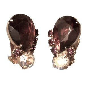 VTG DeLizza & Elster JULIANA Gold Tone Purple Glass Rhinestone Clip Earrings